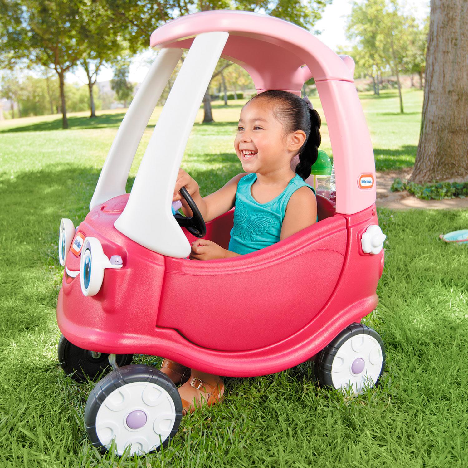 Princess Cozy Coupe® - Princess-Themed Coupe with Removable Floorboard for Growing Toddler Riding Adventures