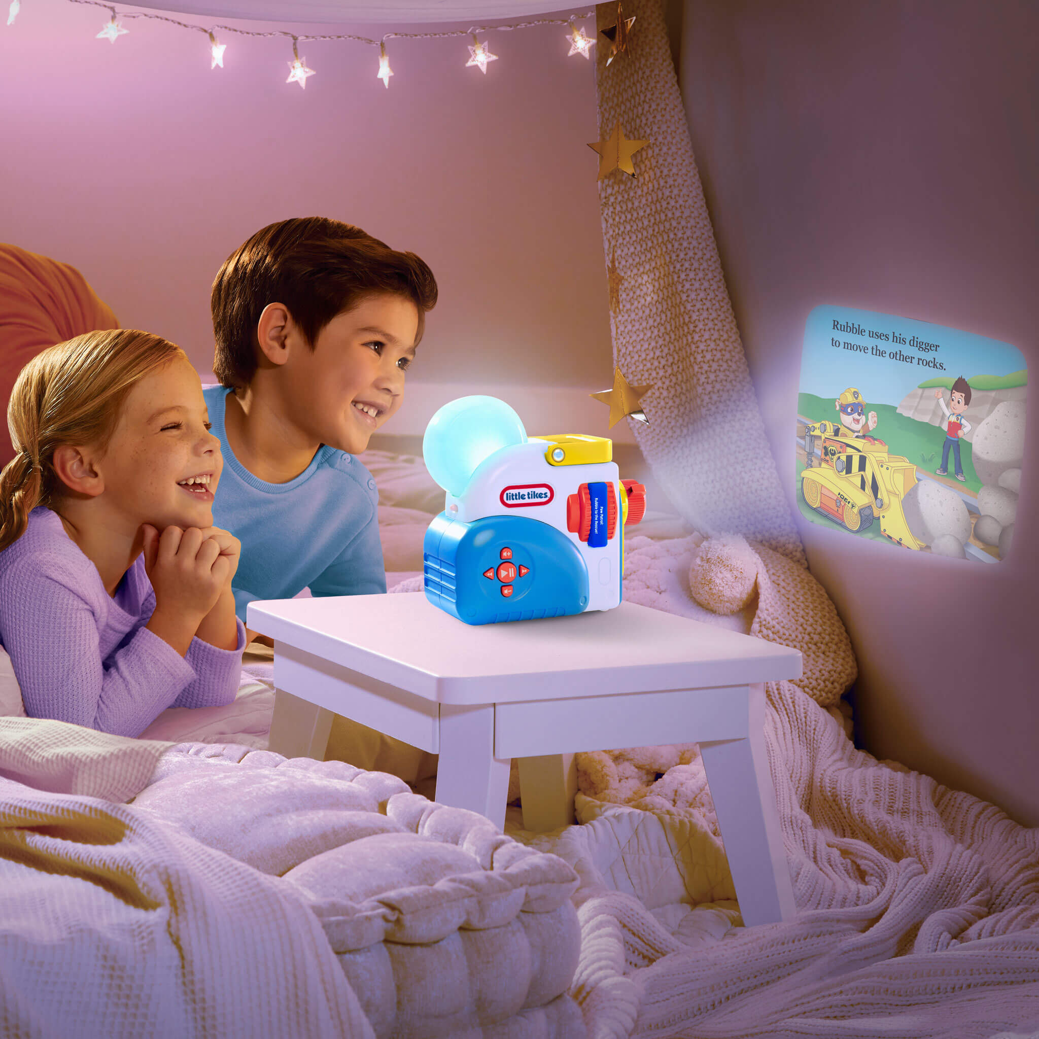 Story Dream Machine™ Paramount Paw Patrol Exploration Collection - Projector Story Pack with Character and Light Effects for Read-Along Missions and Storytime
